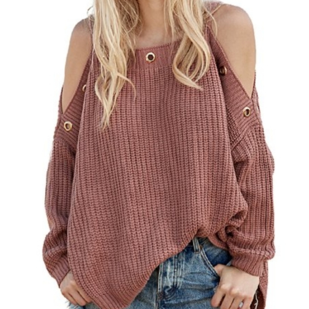 Elan Grommet Embellished Cold Shoulder Sweater Med